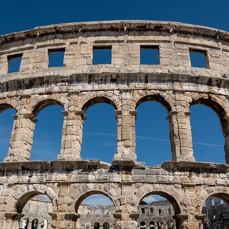 Apartment Solis Del Mar Colosseum *